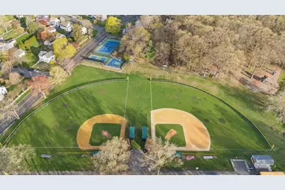 15 Barton Road, Fairfield, CT 06824 - Photo 38