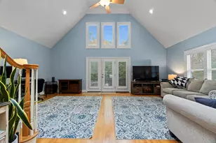 8 Augusta Cir, East Haddam, CT 06469 - Photo 4