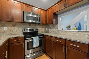 8 Augusta Cir, East Haddam, CT 06469 - Photo 14