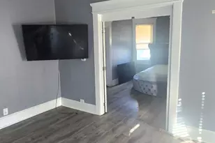 576 Highland Ave, Waterbury, CT 06708 - Photo 6