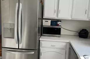 10 Ledgebrook Dr, Norwalk, CT 06854 - Photo 4