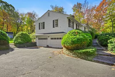 93 Hogs Back Road, Oxford, CT 06478 - Photo 4