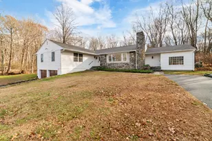 25 Wolfpits Rd., Bethel, CT 06801 - Photo 2