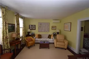 15 Trumbull St, Stonington, CT 06378 - Photo 12