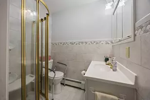 25 Stowe Ct, Hamden, CT 06514 - Photo 24