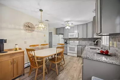 25 Stowe Court, Hamden, CT 06514 - Photo 4