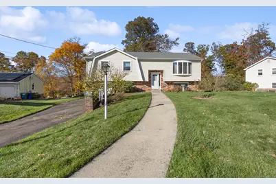 25 Stowe Court, Hamden, CT 06514 - Photo 1