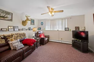 25 Stowe Ct, Hamden, CT 06514 - Photo 26