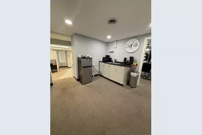 391 Center Street, Manchester, CT 06040 - Photo 8