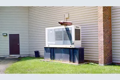 613 New Britain Avenue, Farmington, CT 06032 - Photo 12