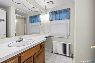 269 Hills St, East Hartford, CT 06118 - Photo 20