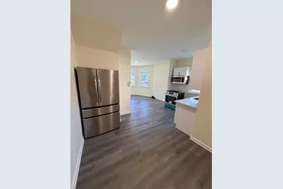 13 Lines Street, New Haven, CT 06519 - Photo 4