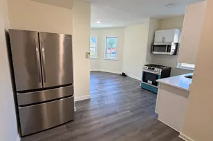 13 Lines St, New Haven, CT 06519 - Photo 4