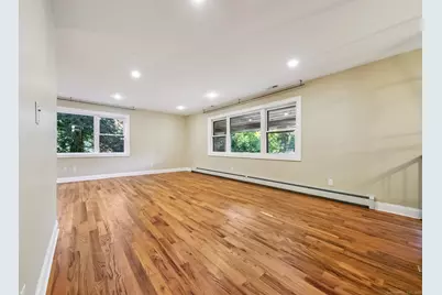 32 Thistle Road, Norwalk, CT 06851 - Photo 2