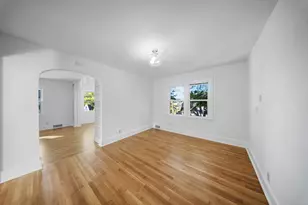 234 Savoy St, Bridgeport, CT 06606 - Photo 8