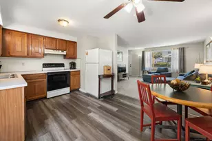 28 Orient St, Meriden, CT 06450 - Photo 10