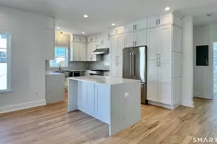 25 A Village Rd, Milford, CT 06460 - Photo 2
