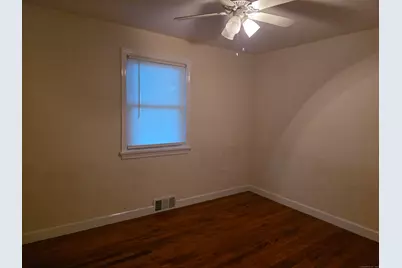 481 Bunker Hill Avenue, Waterbury, CT 06708 - Photo 6