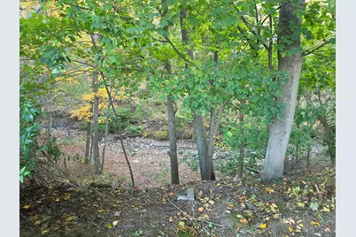 481 Bunker Hill Avenue, Waterbury, CT 06708 - Photo 14