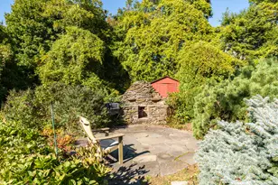 1060 Ridge Rd, Hamden, CT 06517 - Photo 36