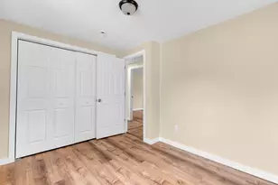 70 Ashford St, Hartford, CT 06120 - Photo 26