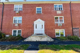 107 Niles Hill Rd, New London, CT 06320 - Photo 1