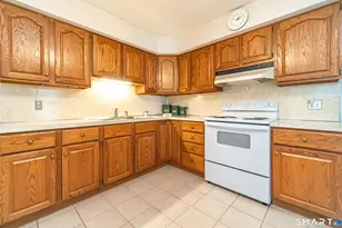20 Prospect St, Middletown, CT 06457 - Photo 8