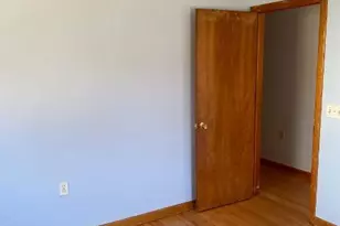 13 Curtis St, Norwich, CT 06360 - Photo 12