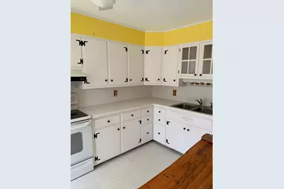 13 Curtis Street, Norwich, CT 06360 - Photo 8