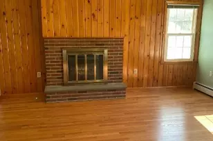 13 Curtis St, Norwich, CT 06360 - Photo 4