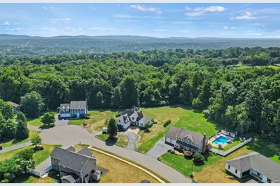 25 Suzy Court, Meriden, CT 06451 - Photo 36