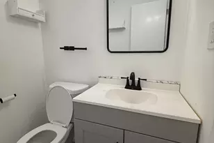 45 Birdsey St, Bridgeport, CT 06610 - Photo 4