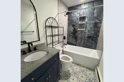 45 Birdsey Street, Bridgeport, CT 06610 - Photo 14