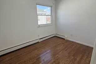 45 Birdsey St, Bridgeport, CT 06610 - Photo 16