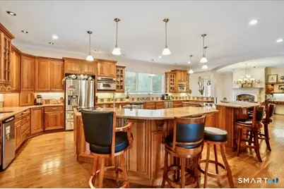 24 Hunting Ridge Drive, Simsbury, CT 06070 - Photo 12