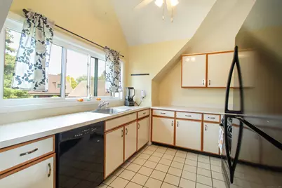 48 Montoya Drive #48, Branford, CT 06405 - Photo 10