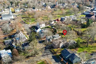 63 Broad St, Guilford, CT 06437 - Photo 2