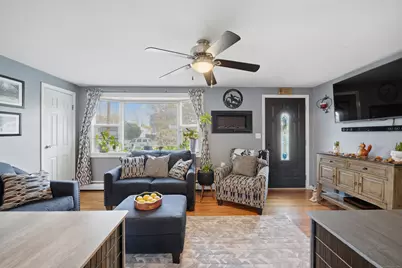 32 Magnolia Drive, Enfield, CT 06082 - Photo 4