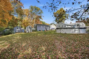 32 Magnolia Dr, Enfield, CT 06082 - Photo 34