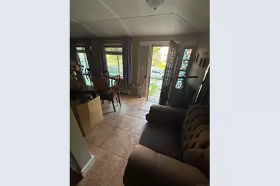 114 Blatchley Avenue, New Haven, CT 06513 - Photo 6