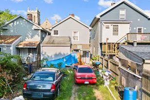 114 Blatchley Ave, New Haven, CT 06513 - Photo 2