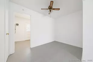 108 Strawberry Hill Ave, Stamford, CT 06902 - Photo 10