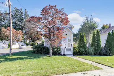 700 Huntington Road, Stratford, CT 06614 - Photo 1
