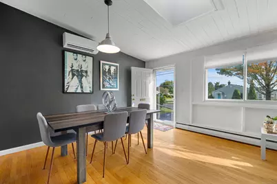 21 Farview Avenue, Old Saybrook, CT 06475 - Photo 2