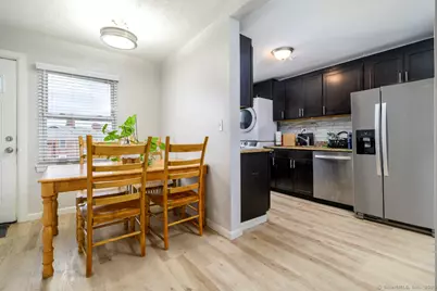 1046 East Main Street #APT 4, Stamford, CT 06902 - Photo 2