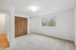 11 Mallard Cir, Simsbury, CT 06081 - Photo 18