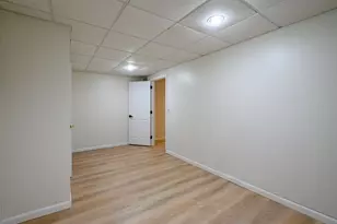 1 Munson Dr, Wallingford, CT 06492 - Photo 18