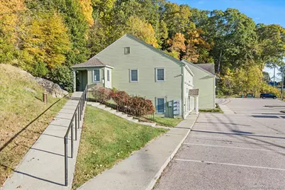 620 Norwich New London Turnpike, Montville, CT 06382 - Photo 6