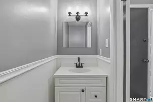 62 Northampton Ln, Plainville, CT 06062 - Photo 10