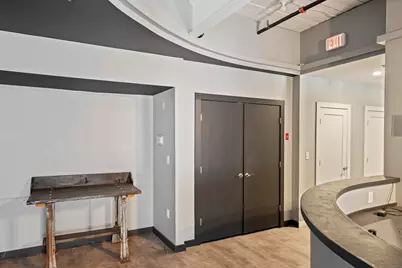 212 Crown Street #2, New Haven, CT 06510 - Photo 2